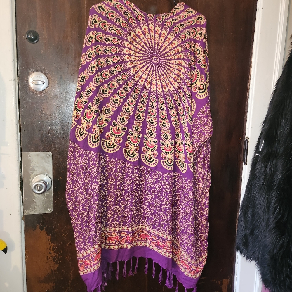 Kimono - Picture 1 of 4
